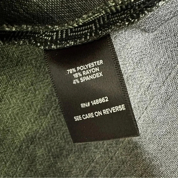 Torrid Grey Chevron Ponte Peplum Tank Size 4X - Picture 8 of 8